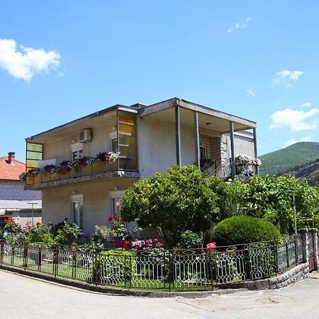 Cvijetna Oaza Appartement Trebinje Buitenkant foto
