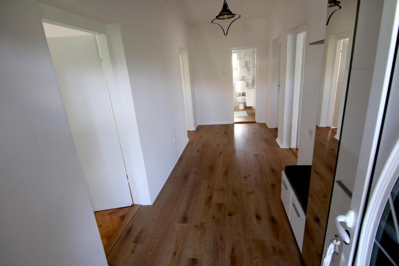 Cvijetna Oaza Appartement Trebinje Buitenkant foto